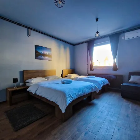Xxl Rooms Osijek Exterior photo