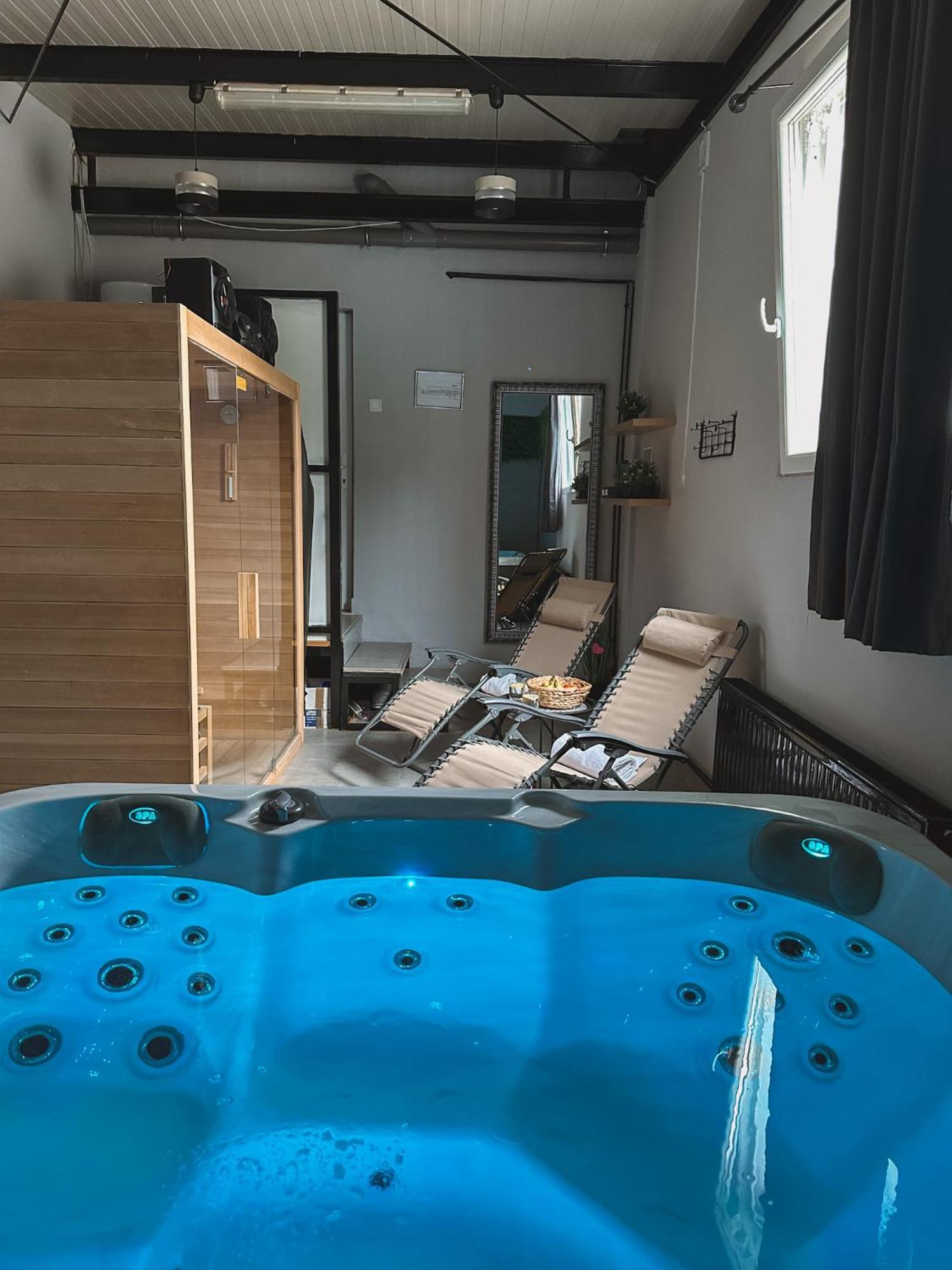 Xxl Apartment